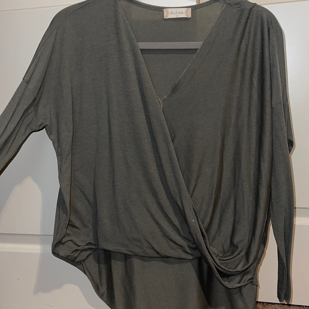 Hunter green long sleeve shirt